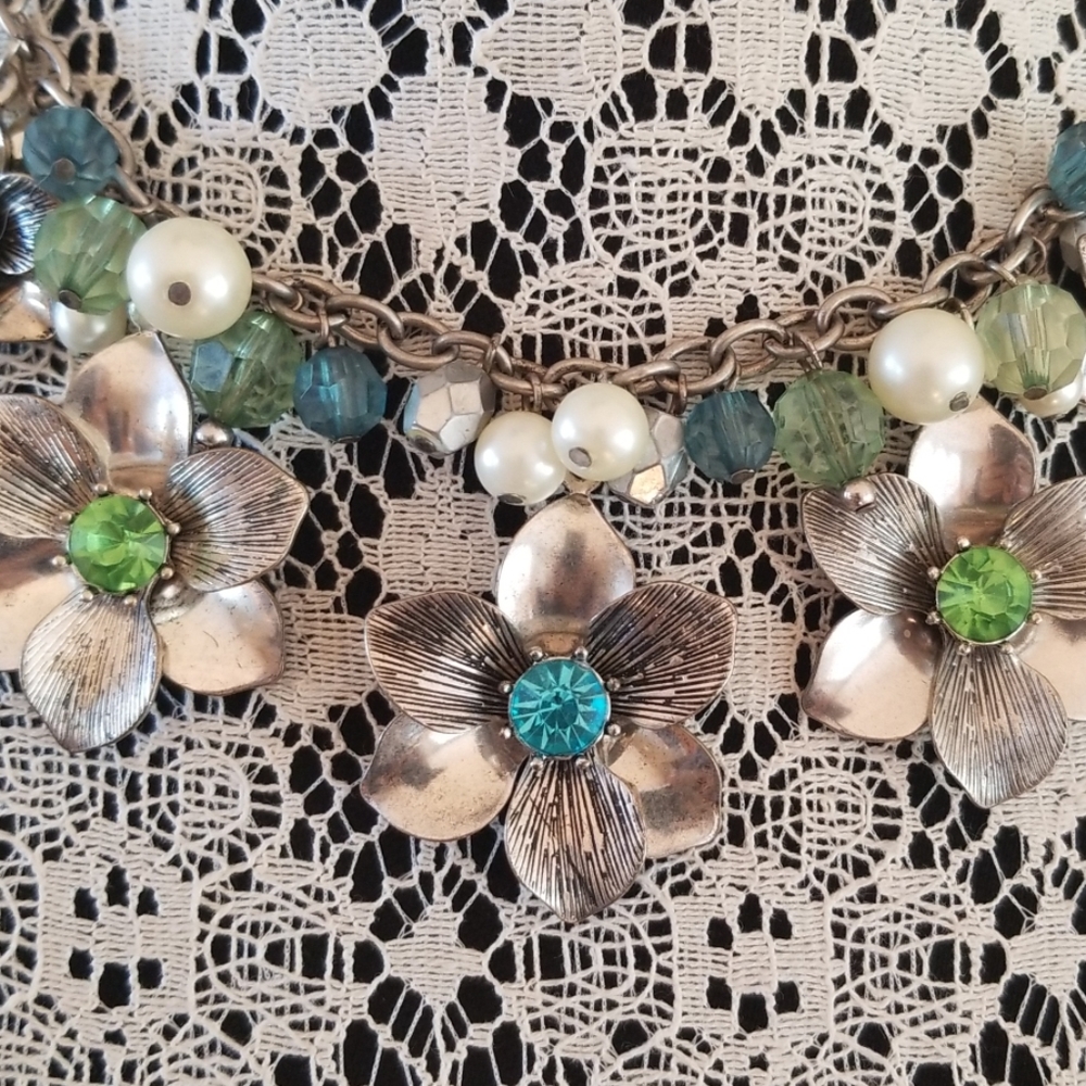 Premier Designs Garden Gate Statement Necklace - image 5